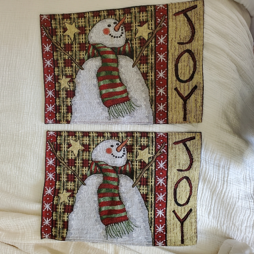 🛍️BUNDLE ONLY ITEM🛍️ 2 Holiday Placemats